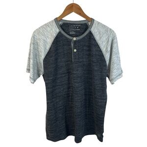 TS1165 Men’s American Eagle Outfitters Henley Style T Shirt XL